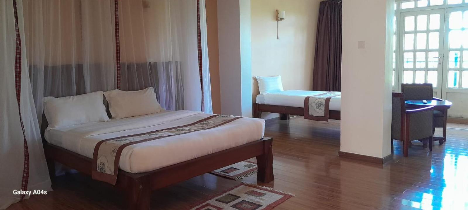 Esikar Gardens Hotel Narok Buitenkant foto