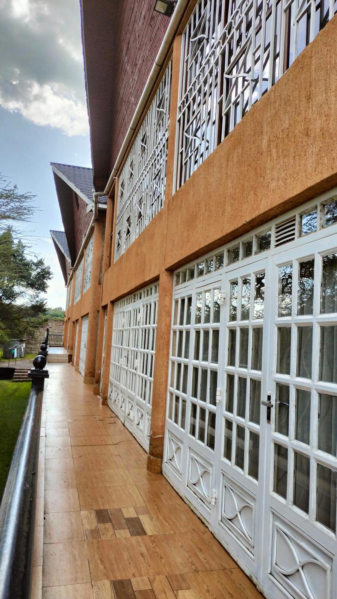 Esikar Gardens Hotel Narok Buitenkant foto
