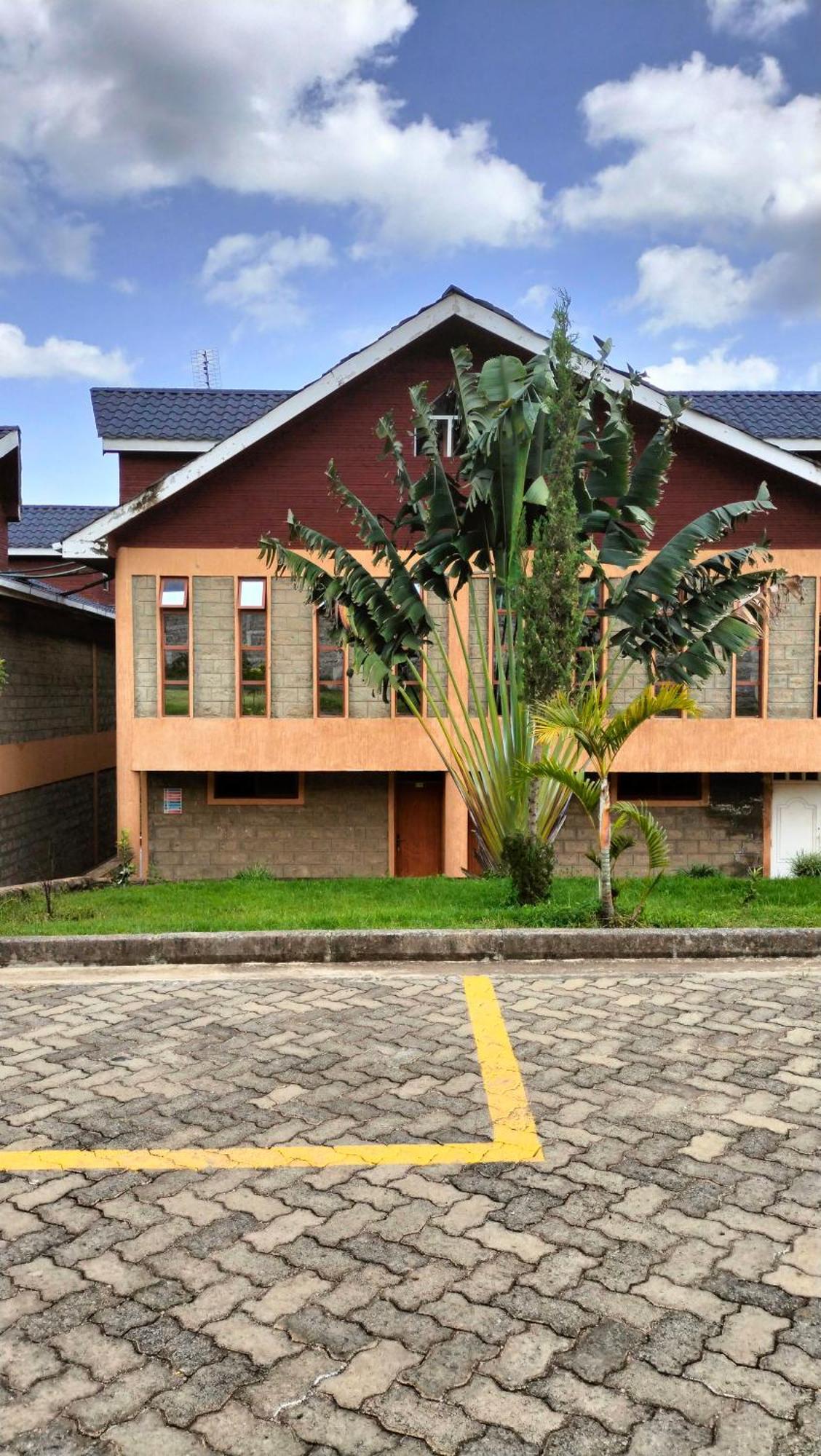 Esikar Gardens Hotel Narok Buitenkant foto