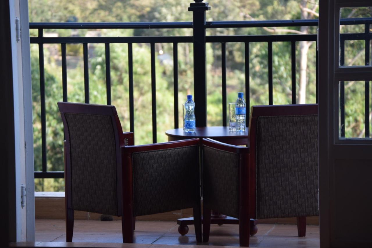 Esikar Gardens Hotel Narok Buitenkant foto