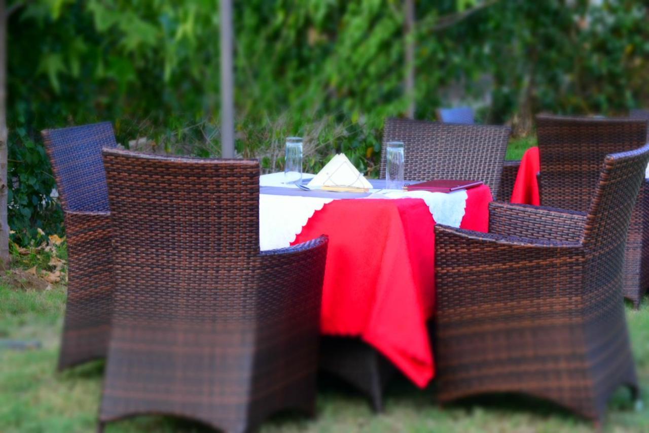 Esikar Gardens Hotel Narok Buitenkant foto