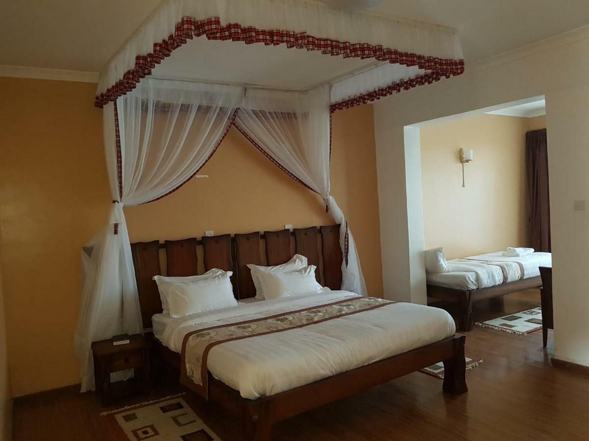Esikar Gardens Hotel Narok Buitenkant foto